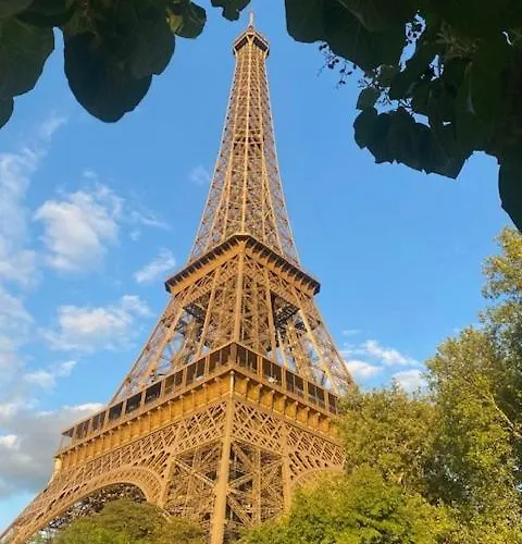 Charming - Eiffel Tower Lägenhet *