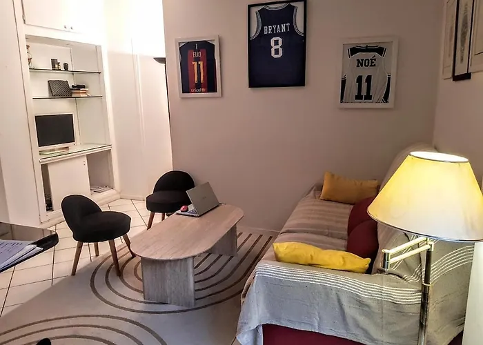 Appartement Charming - Eiffel Tower *